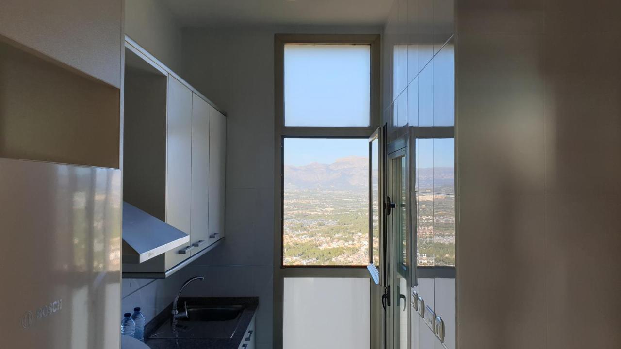 42nd Floor - Penthouse Vip With Private Terrace And Sea Views Apartment *
